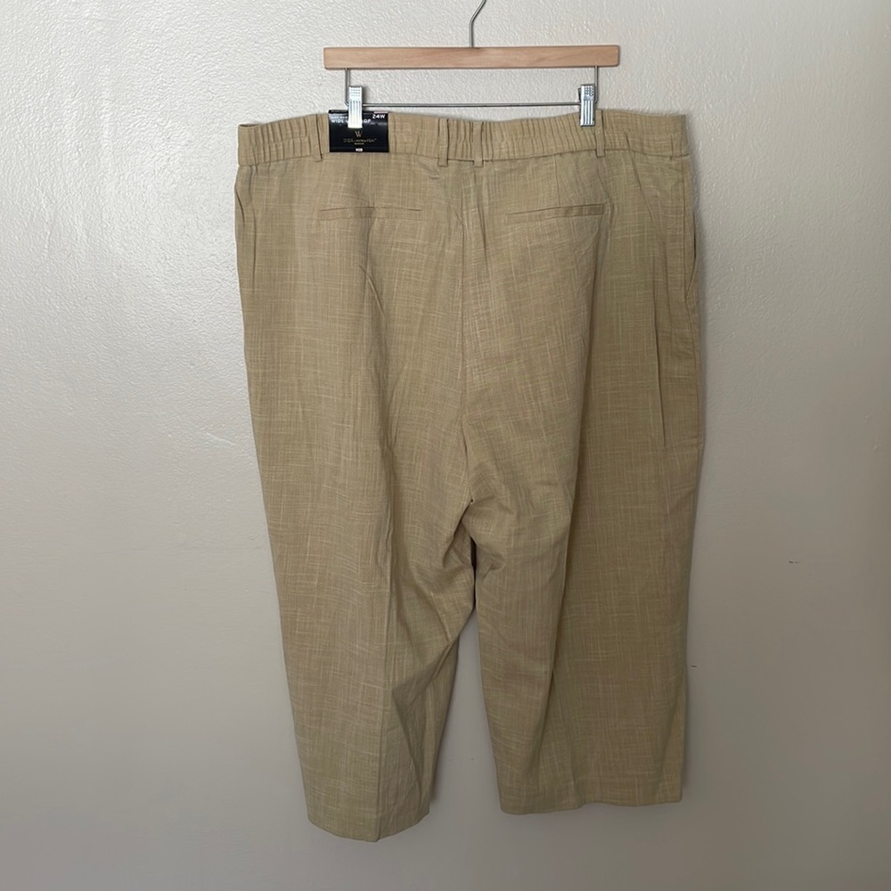 NWT Worthington Wide Leg Crop. Size 24W